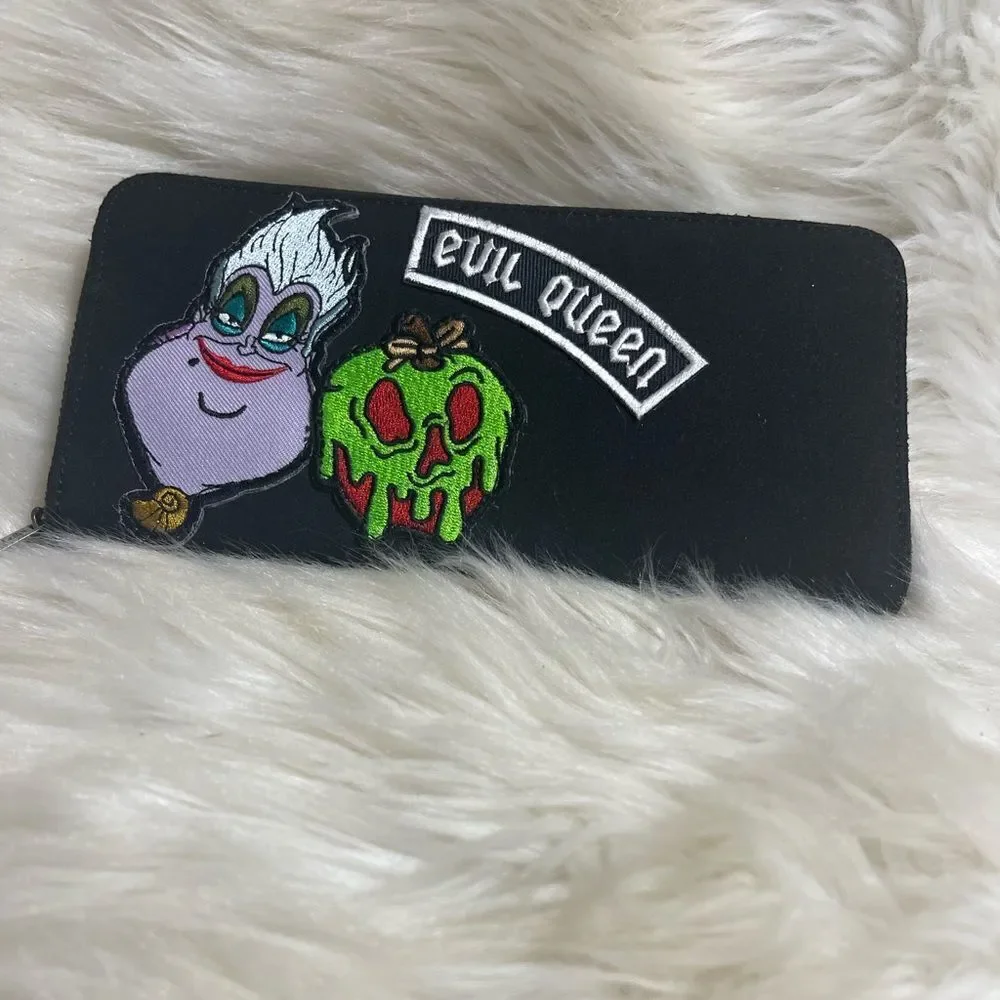 Disney Loungefly Alice In Wonderland Evil Queen Ursula.synthetic Black suede.